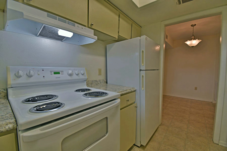 Canterbury House-Interior-Kitchen-0867-1200w